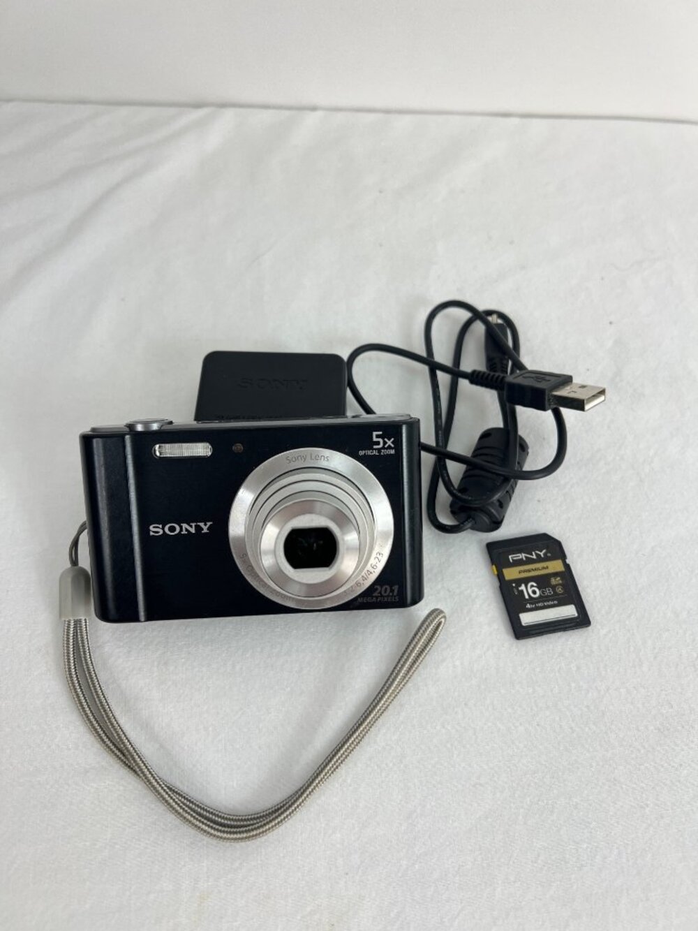 Sony Cyber-Shot DSC-W800 Digital Camera 20.1MP With 5x Optical Zoom SD Card
